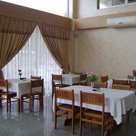 Royal Boss Hotel Rangoon Eksteriør billede