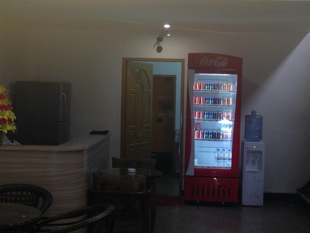 Royal Boss Hotel Rangoon Eksteriør billede